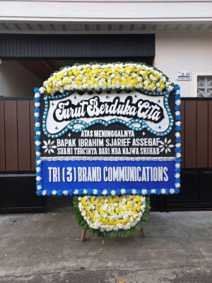 Papan Bunga Duka di Tangkerang Tengah